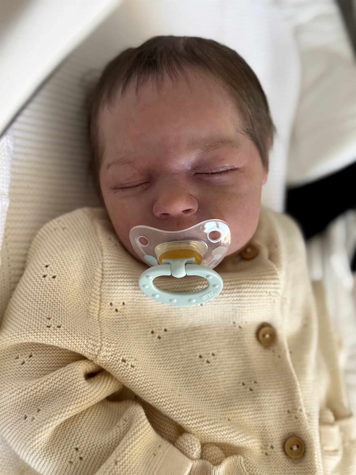 Reborn Baby Alma, 50 cm, schlafend in heller Decke